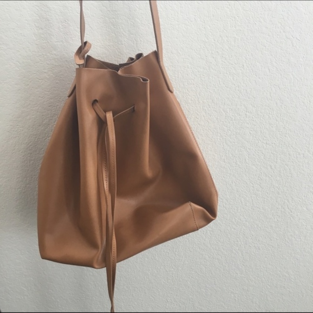 *SOLD* on Mercari - Shiralea Crossbody Bucket Bag - Picture 4 of 7